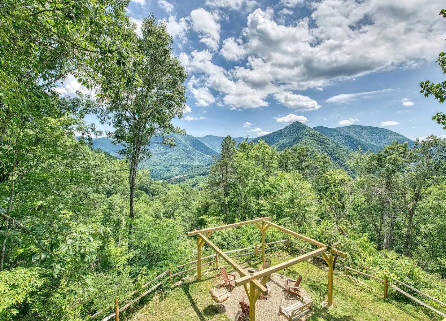 Maggie Valley Cabin With Beautiful Mountain Views, Hottub, Pet Friendly, Gameroom, Fireplace Exterior foto